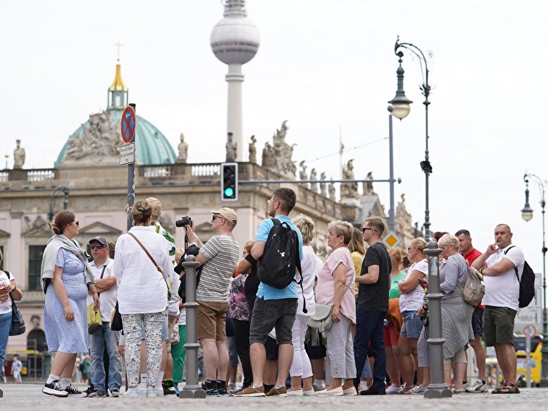 Берлин си връща туристите
