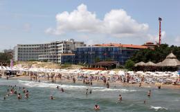 Валери Симеонов обвини Министерството на туризма за хаоса в управлението на морските ни плажове